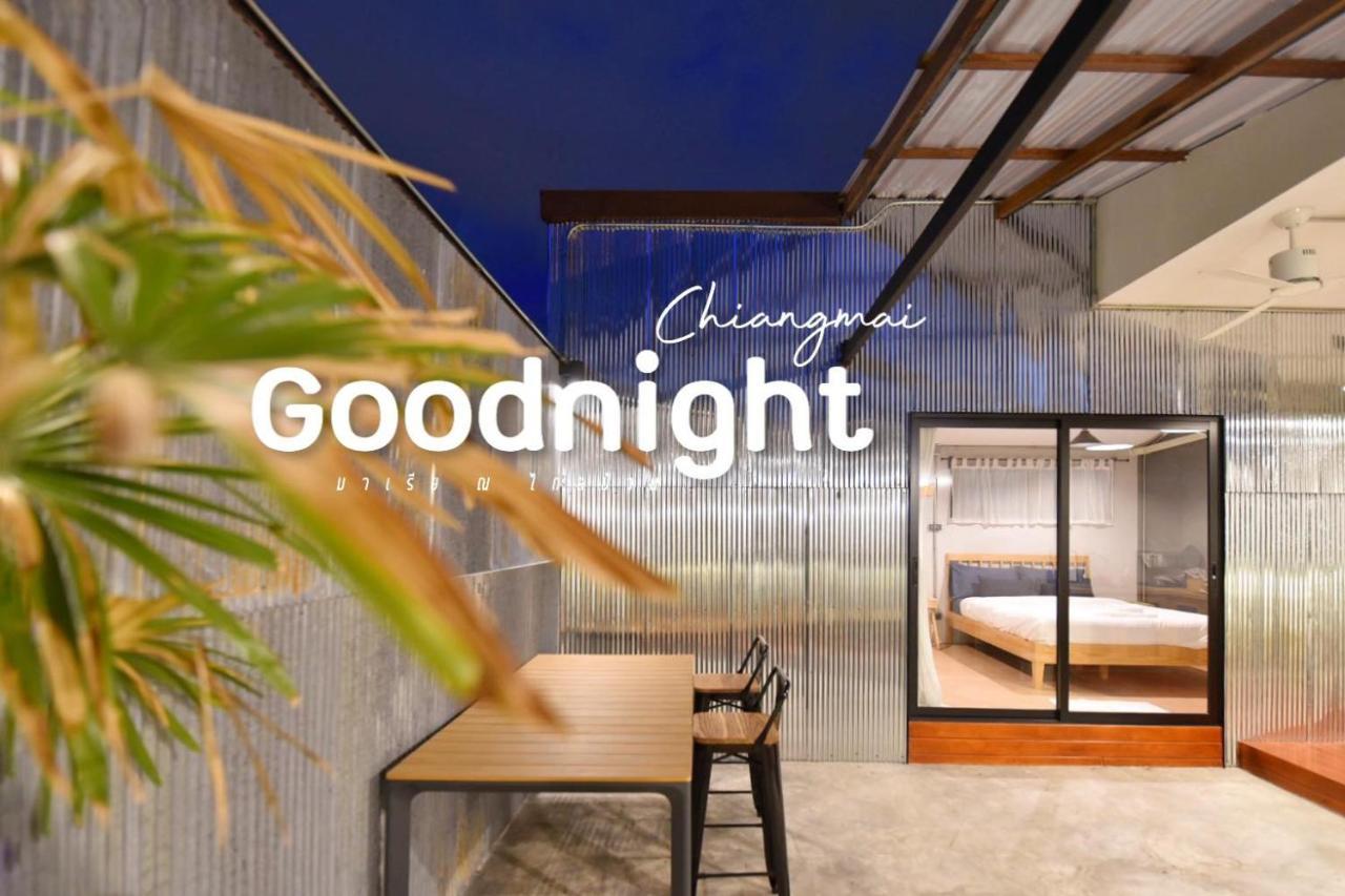 Goodnight Chiang Mai Gate Hotel Kültér fotó